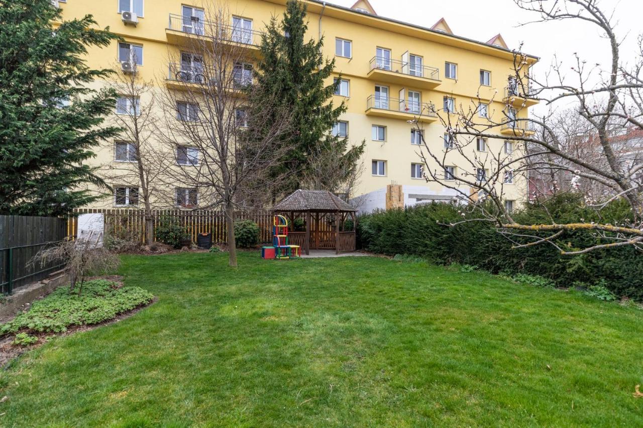 Beautiful And Romantic Penthouse With Two Terraces Bratislava Eksteriør bilde